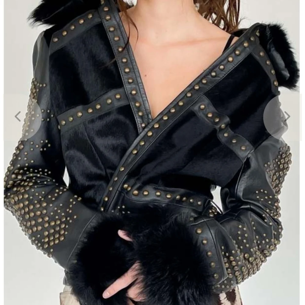 Cache Vintage Black Leather Jacket with Studs and Fur Sz 12 - Picture 12 of 14